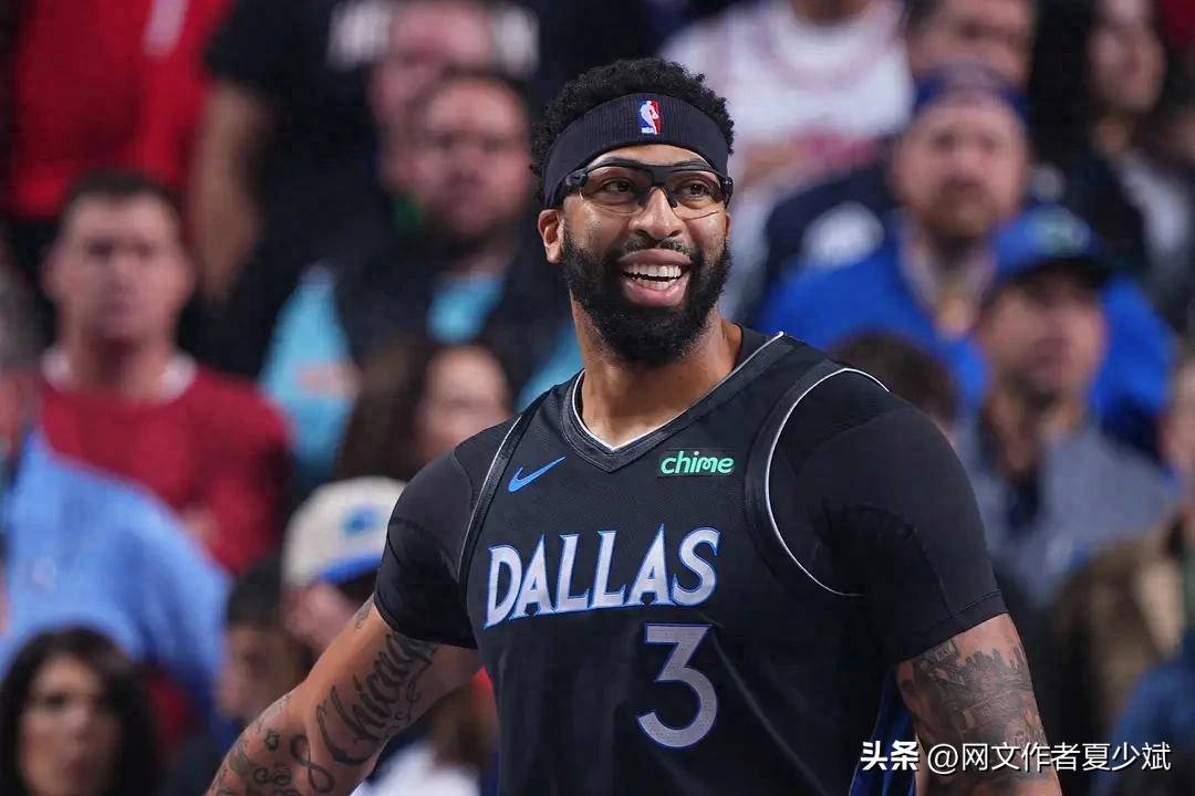 NG体育-浓眉哥在巴塞罗那比赛中势不可挡，出色防守引发热议！的简单介绍