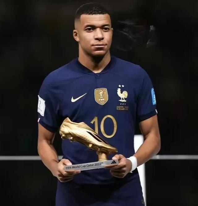 NG体育-姆巴佩迎来十赛季高光表现，美国队球迷沸腾！的简单介绍